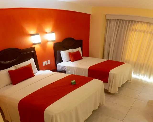 غرفة قياسية بسرير مزدوج، Hotel Casa Danna 1/3
