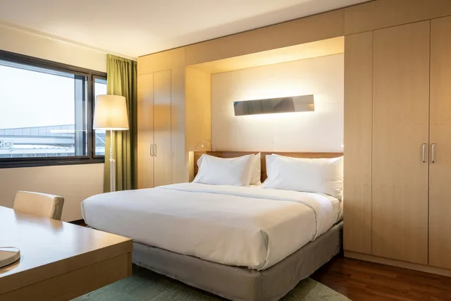 جناح جونيور بسرير كينج، Hilton Helsinki Airport 1/4