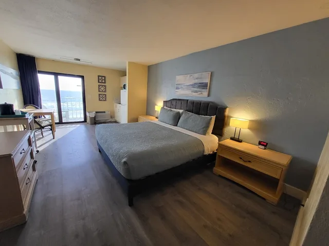 Standard, King Bed, Ocean Front, Kitchenette، Beachside Hotel 5/10