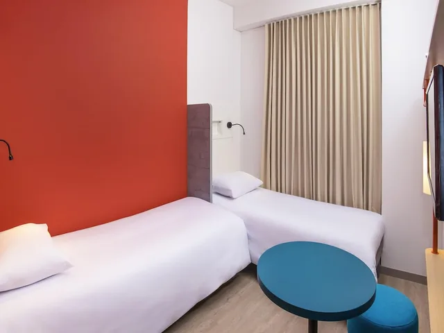 غرفة قياسية بسريرين منفصلين، Ibis Budget Medellin Itagui Metro 3/6