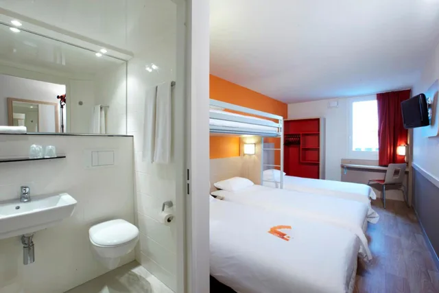 غرفة قياسية بسريرين منفصلين، Kyriad Direct Mont De Marsan - St Avit 10/10