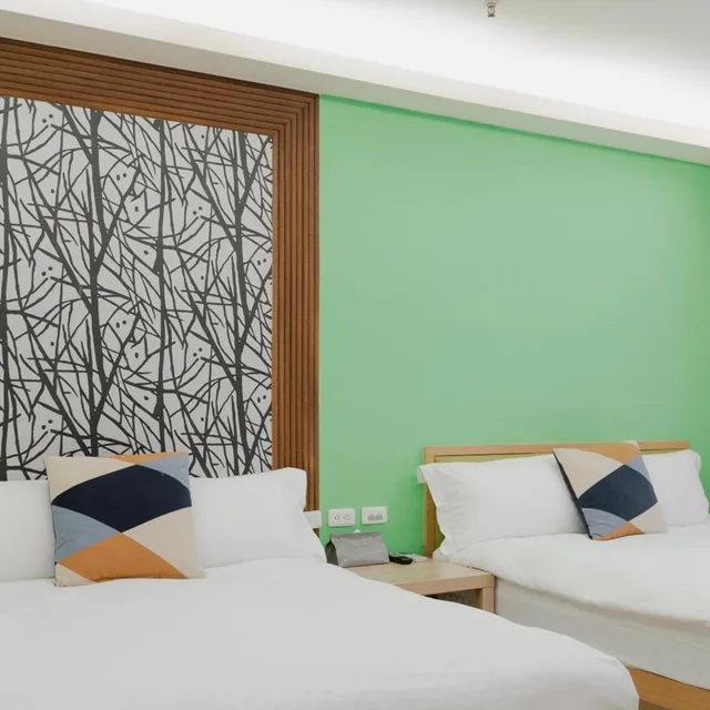 غرفة قياسية رباعية، Lj Hotel 1/10