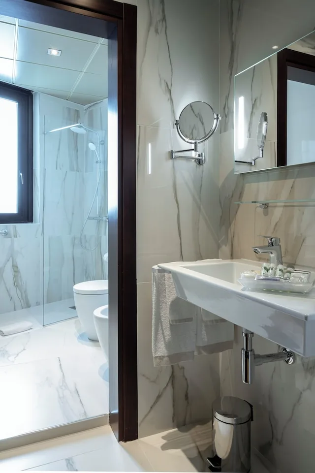Comfy, Twin Beds، Antares Hotel Concorde 6/6