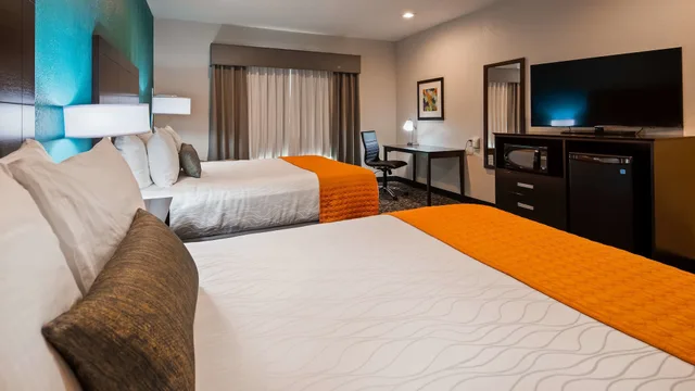 غرفة قياسية بسريرين كوين لذوي الإعاقة، Best Western Plus Owensboro 4/9