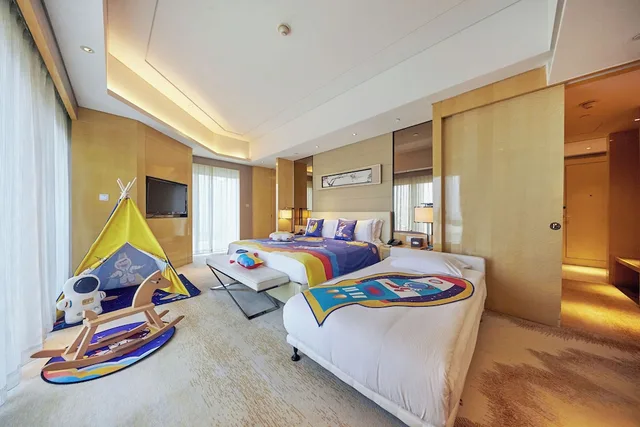 جناح عائلي بسريرين كينج بإطلالة على البحر، HILTON DALIAN 2/3