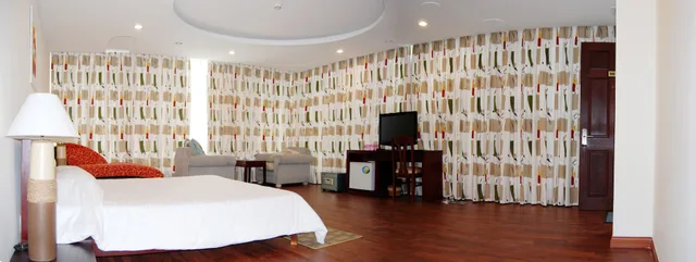Vip, Deluxe, Double Bed, River View، Kim Tho Hotel 4/9