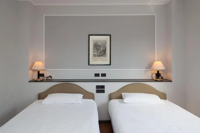 غرفة كومفورت بسريرين منفصلين بإطلالة على الفناء، Mamiani Hotel 9/10