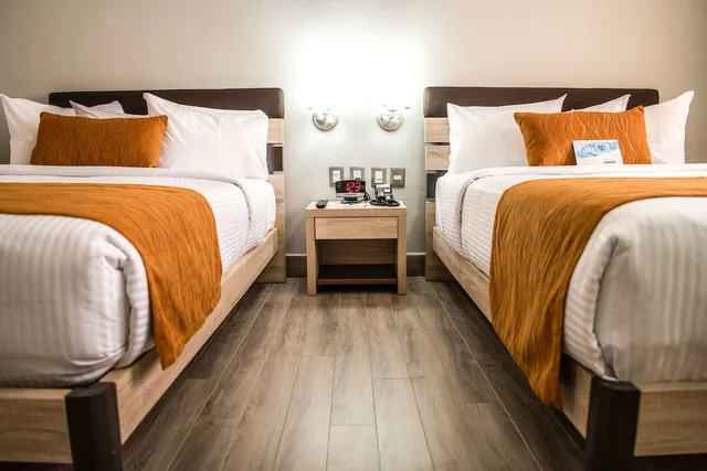 غرفة قياسية بسريرين مزدوجين، Comfort Inn Irapuato, GUA 1/4