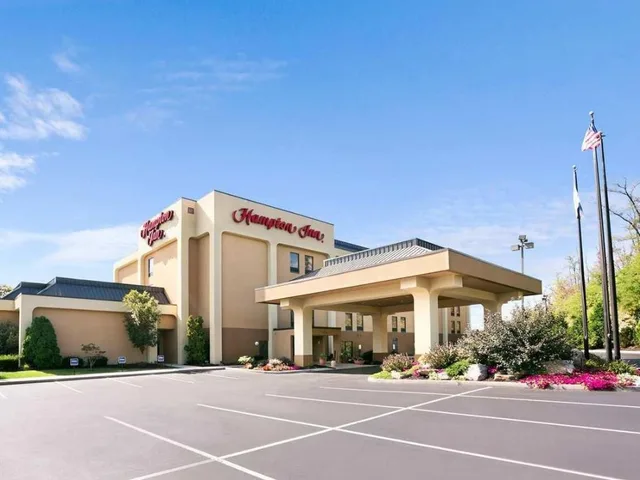 غرفة قياسية بسريرين منفصلين، HAMPTON INN BEDFORD 1/1