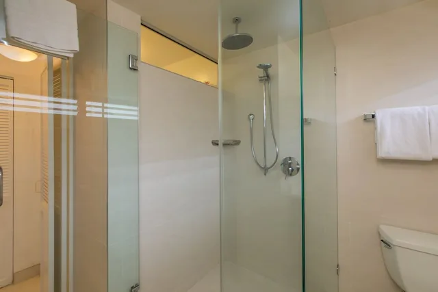 1 Bedroom, Condo, King Bed, Ocean View, Sofa, Waikiki Shore by OUTRIGGER 3/3