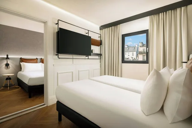 غرفة متصلة بسرير كوين وسريرين منفصلين، Moxy Paris La Villette 9/10