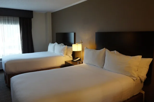 غرفة قياسية بسريرين مزدوجين، Holiday Inn Portsmouth Downtown 3/3