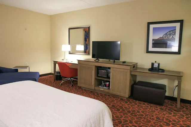 غرفة بسرير مزدوج، Hampton Inn Bordentown 2/7