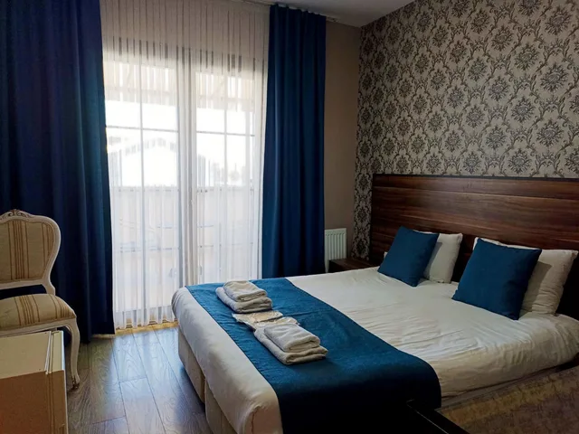 غرفة ديلوكس بسرير مزدوج بإطلالة على البحر بشرفة، Albatros Premier Hotel 1/5