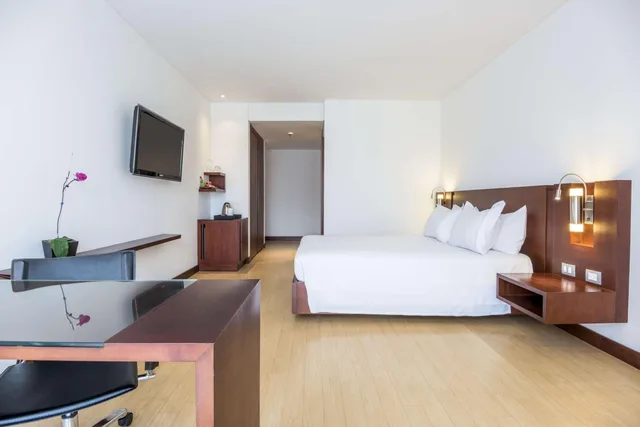 Standard, Double Bed, with Extra Bed, NH Bogota Urban 93 Royal 1/4