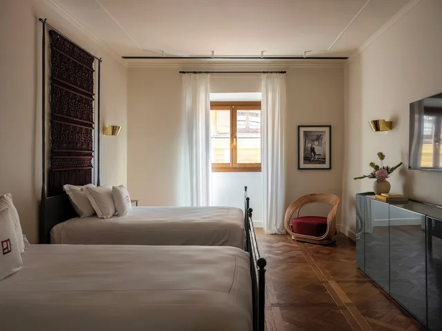 جناح بسرير كينج، Palazzo Talia 1/5