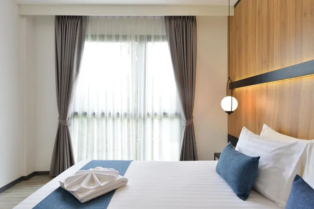 غرفة بسرير مزدوج بإطلالة على المسبح، Gate43 airport hotel Bangkok (SHA Plus+) 6/10