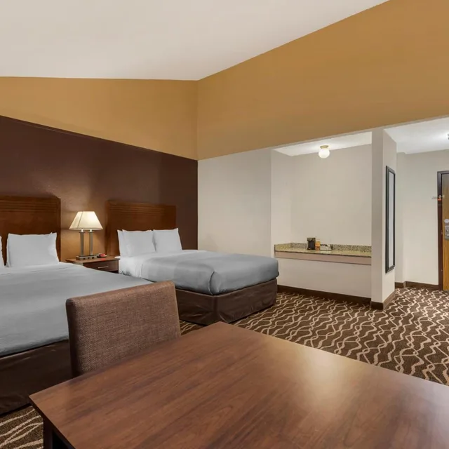 غرفة ديلوكس بسريرين كوين، Quality Inn Umatilla - Hermiston 1/8