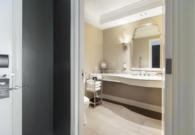 غرفة قياسية بسريرين مزدوجين، Hotel Ballard 3/3