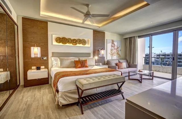 1 Bedroom, Presidential, Luxury, Suite, King Bed, Sofa, Royalton Bavaro, An Autograph Collection All Inclusive Resort and Casino 3/4