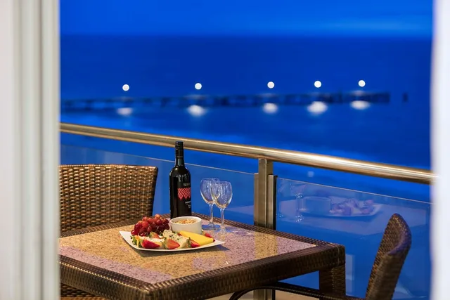 Oaks Glenelg Plaza Pier Suites، أديليد 64/82