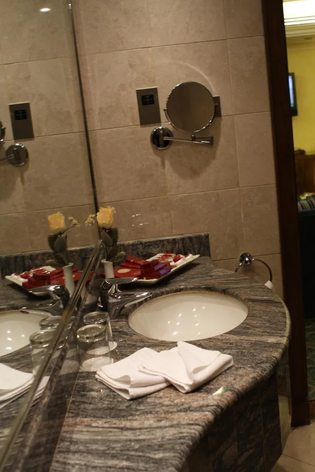3 Bedrooms, Suite, City View, Maden Hotel 6/6