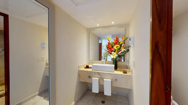غرفة سوبيريور رباعية بإطلالة، Park Royal Beach Cancun - All Inclusive 4/4