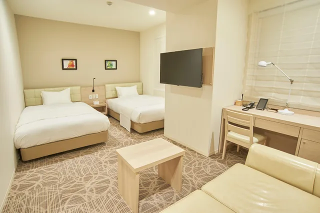 Semi Room, Deluxe, 2 Semi Double Beds، Quintessa Hotel Tokyo Haneda Comic & Books 1/1