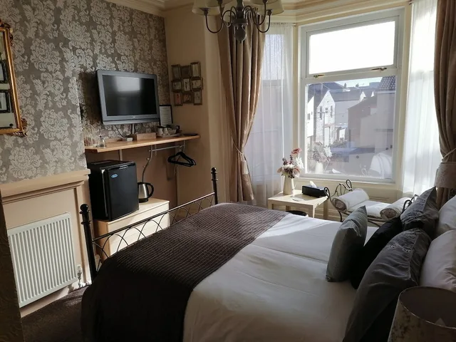 Deluxe, Double Bed, The Manhattan Blackpool 1/1