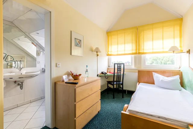 Standard Single, Azimut Hotel Dresden 1/5