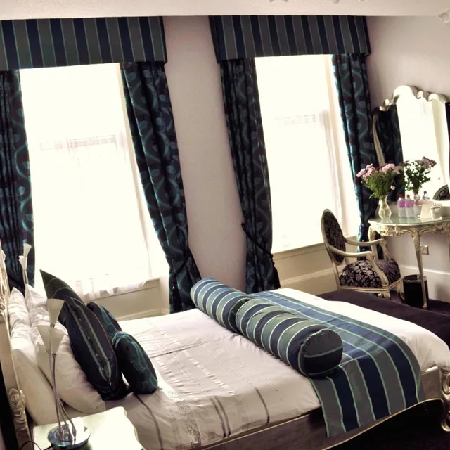 جناح شهر العسل بسرير مزدوج، Argyll Hotel Glasgow 1/3
