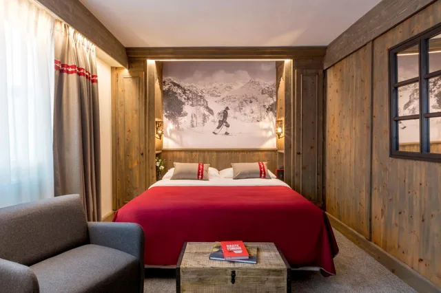 غرفة سوبيريور بسرير كينج، Hotel Edelweiss 5/9