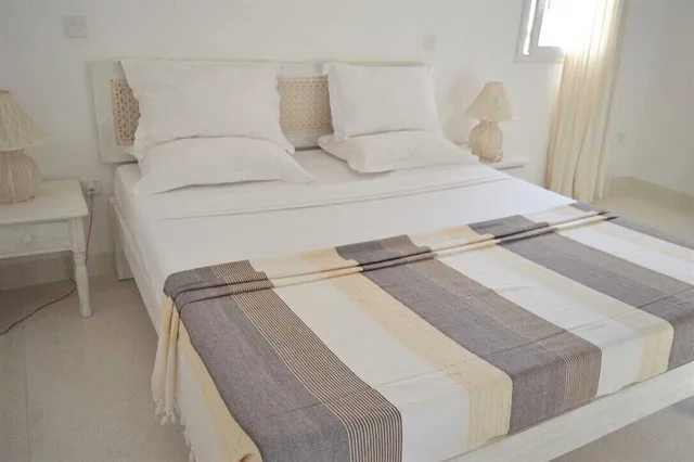1 Bedroom, Deluxe, Suite, Queen Bed, Ocean View, Sofa, Life Resort St.Thomas Royal Palm 1/8