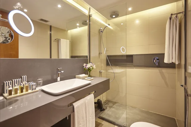 Luxury, Double Bed, Sea View, Balcony, Portobay Rio De Janeiro 4/5