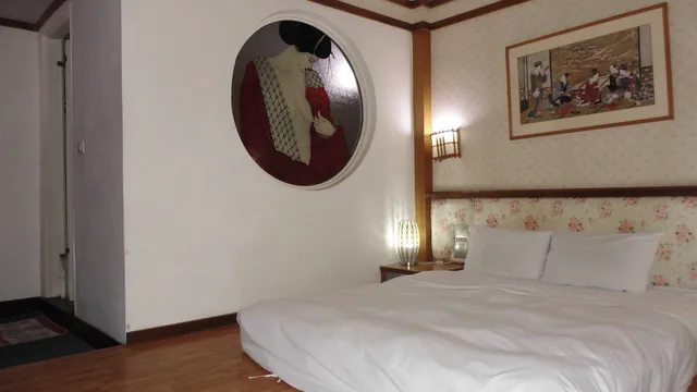 Room, Double Bed, Modern Plaza Hotel 1/10