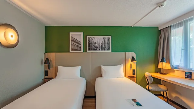 غرفة قياسية بسريرين منفصلين، Hotel Campanile Montargis Amilly 8/10