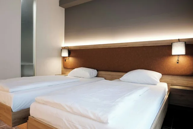 غرفة قياسية بسريرين منفصلين، FOUR POINTS FLEX by Sheraton Ratingen Dusseldorf Airport 2/10