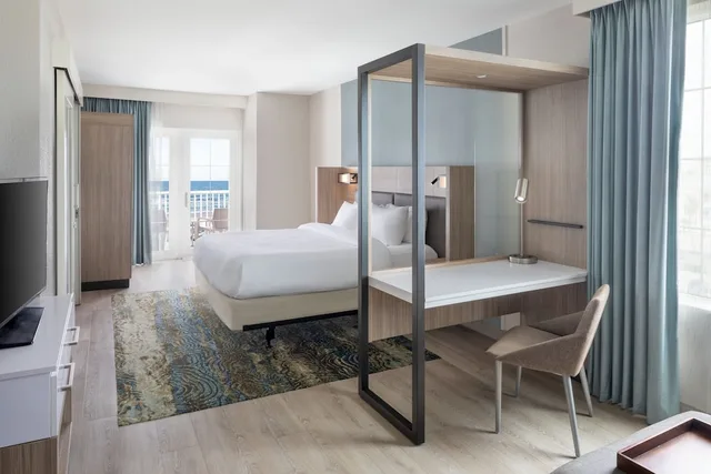 جناح بسرير كينج مع أريكة، Springhill Suites New Smyrna Beach 3/6
