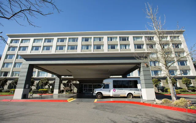 Room, Single, 2 Double Beds، Coast Gateway Hotel SeaTac 1/1