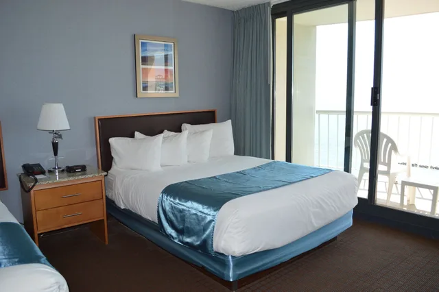 Studio, Suite, 2 Double Beds, Kitchenette, Boardwalk Resorts Flagship 2/3