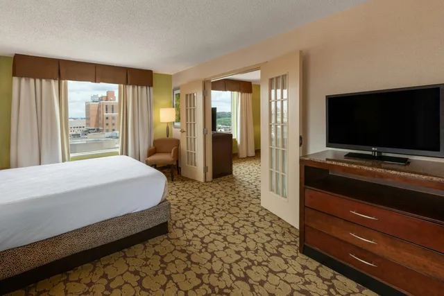 جناح بسرير كينج بغرفة نوم واحدة، Hilton Garden Inn Pittsburgh University Place 1/2
