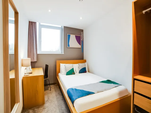 Room, Double Bed, Shared Bathroom, Snooze Rooms 1/2