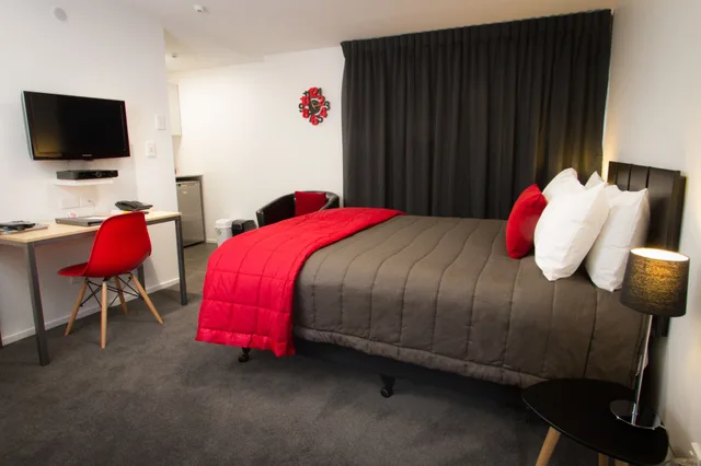 Compact, Studio, Queen Bed، 538 Great King Motel 3/4