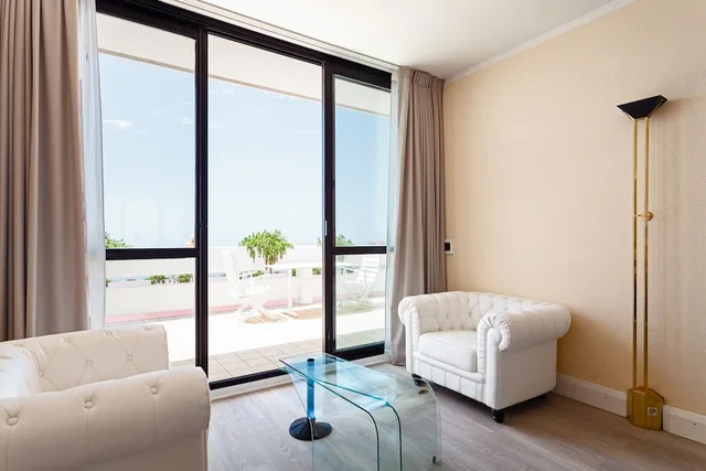 جناح بسرير كينج وسرير فردي مع أريكة، Grand Hotel Pianeta Maratea 2/5