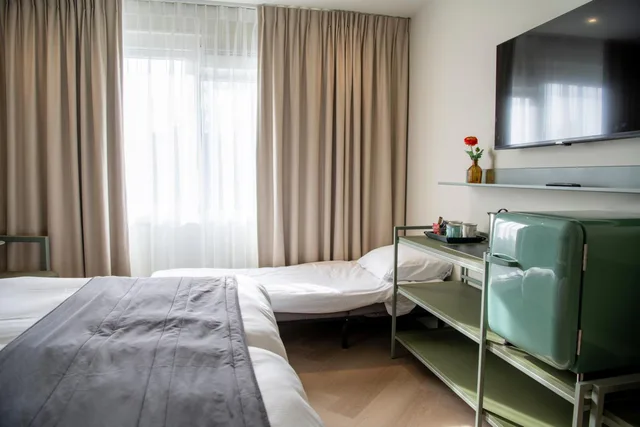 غرفة ديلوكس ثلاثية، Hotel Herbergh Amsterdam Airport 1/10