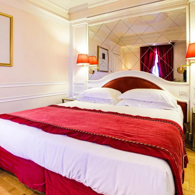 Classic, Double or Twin Bed, Pool View, Grand Hotel Des Bains 1/10