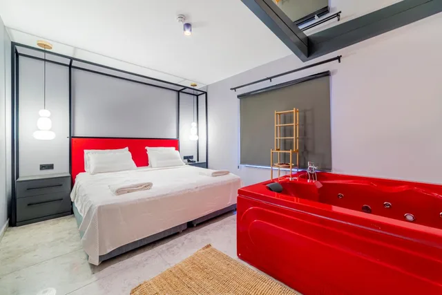 غرفة بسرير كينج بإطلالة على الجبل، Aria Riva 6/8