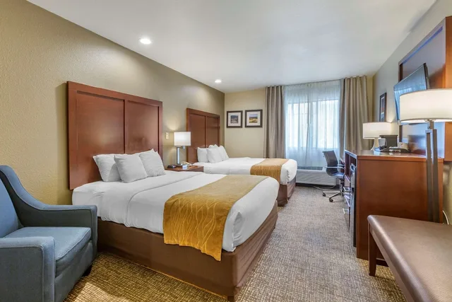 غرفة قياسية بسريرين كوين، Comfort Inn Flagstaff South I-17 2/4