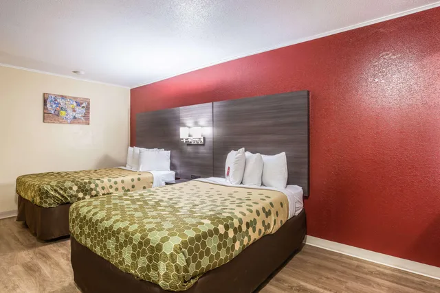 غرفة بسريرين مزدوجين للمدخنين، Econo Lodge Garden City - Savannah 4/5
