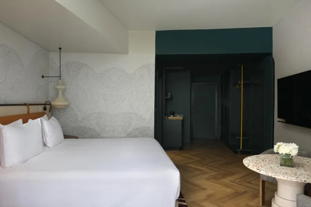 غرفة ديلوكس بسرير كينج، Movenpick Kigali 4/7